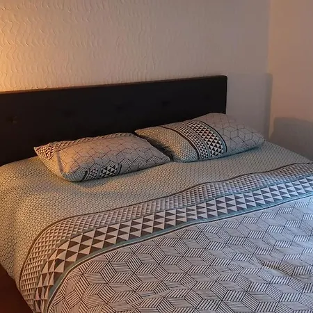 Holiday home Charmante Maison Au Calme Pour 6 Personnes *